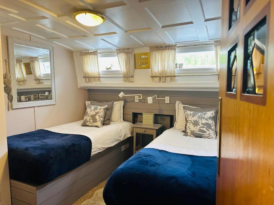 Unique Houseboat Experience I Central City Break York Exterior photo
